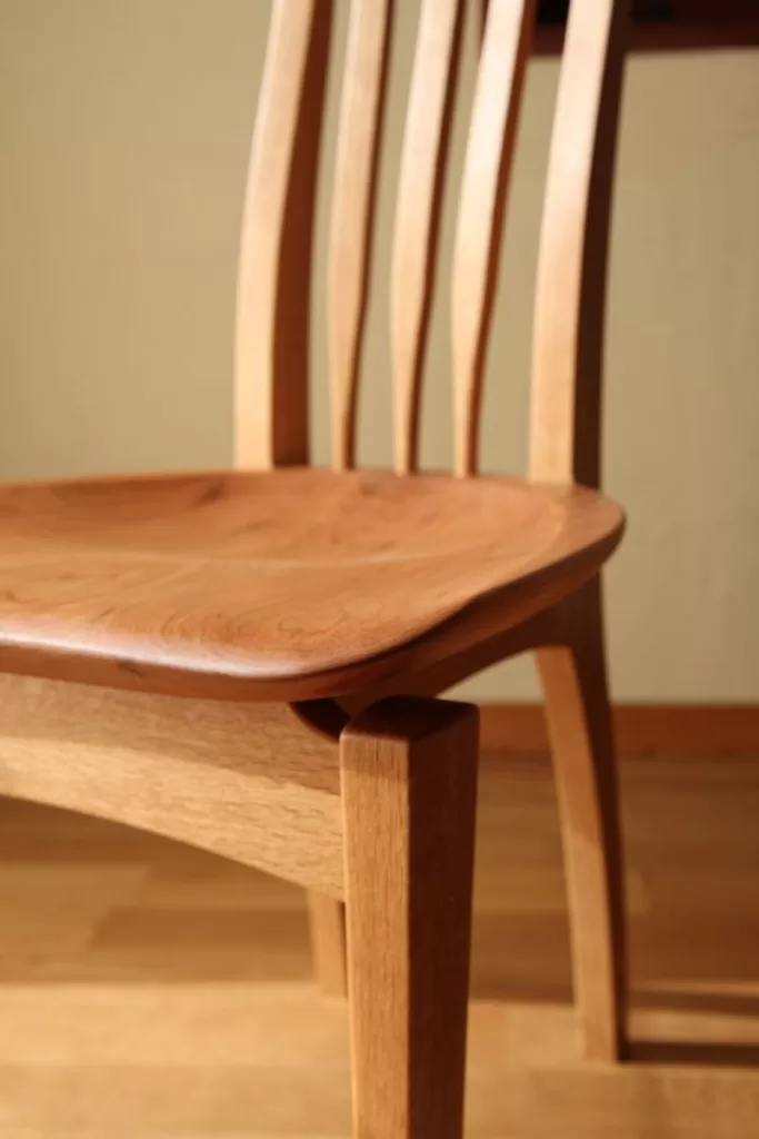 hanonチェアの座面ディテール