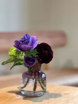 ガラス花器　アメジスト